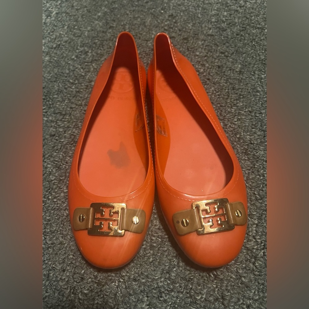 Tory Burch orange Rivas orange jelly logo flats